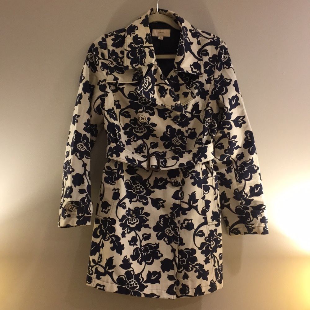 Cream and White Patterned Coat